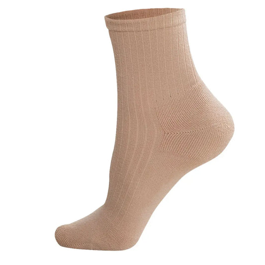 FußGut Sensitiv Socken in Beige – weiche, venenfreundliche Socken für empfindliche Füße mit Aloe Vera Pflege.