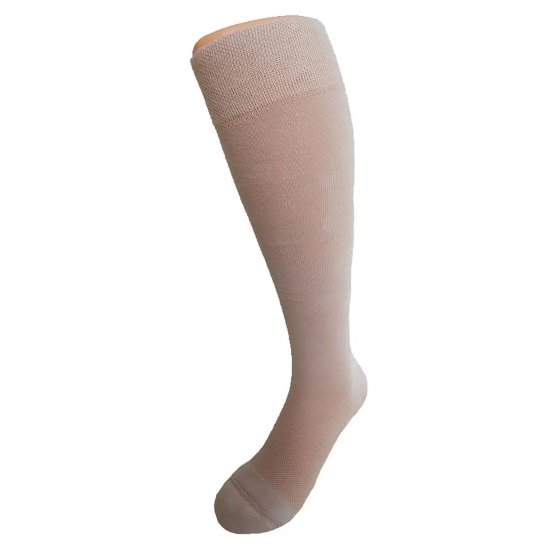 FußGut Sensitiv Kniestrümpfe in Beige, vollständige Ansicht mit sanfter Kompression und hohem Tragekomfort.