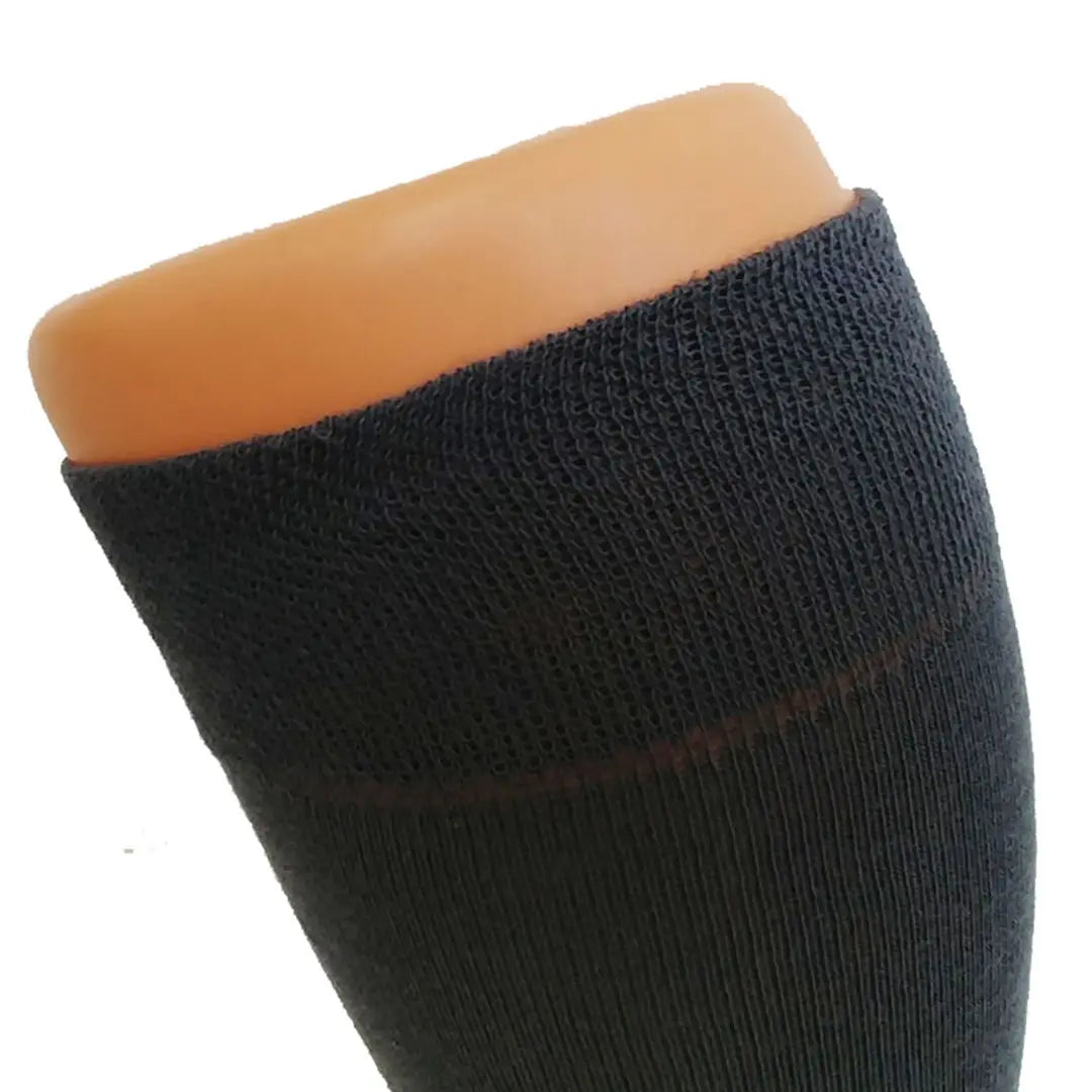 Venenfreundlicher Komfortbund der FußGut Kniestrümpfe in Schwarz – kein Einschnüren, perfekter Halt.